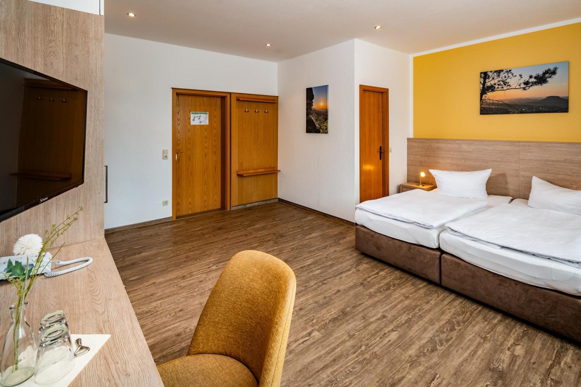 Hotel Zur Post Pirna Exterior foto